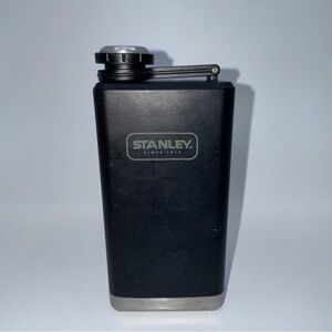 Stanley Classic Easy-Fill Wide Mouth Flask Matte Black 8 oz